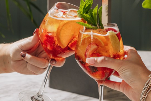 Brown's reopens in Victoria - Celebrate Bank Holiday with a 2 Course Set Menu from £26