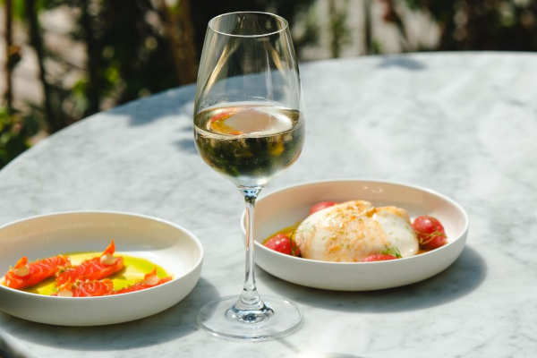 Happy Hour at Dave’s Wine Bar